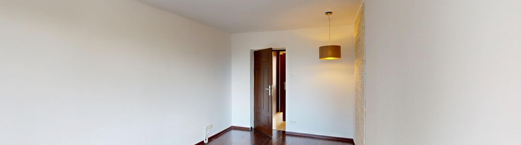 3pok. | balkon | 1p. | c.o. miejskie | centrum