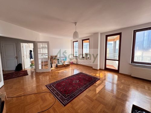 Apartament z pięknym widokiem na panoramę warszawy
