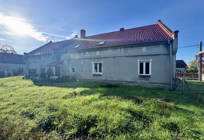 Dom wolostojący czernica, działka 1141m2