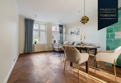 Apartament w historycznej kamienicy | wrzeszcz