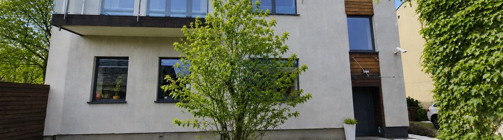 3-lokale 306 m²| 2 mieszkania+biuro| garaż