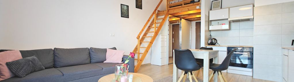 =komfortowa kawalerka = klima= jagodno =buforowa =