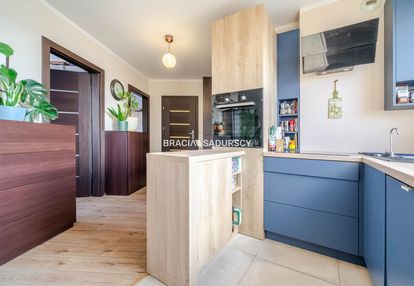 Sprzeedam, 4 pokoje na bohomolca