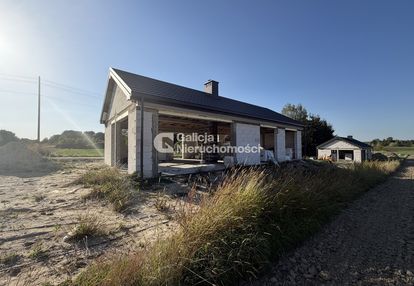 Trzciana | dom parterowy 92m2 | działka 8 arów
