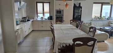 4-pokojowe mieszkanie na mokotowie