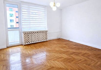 Sprzedam 3-pokojowe mieszkanie 61 m² Bielsko-Biała