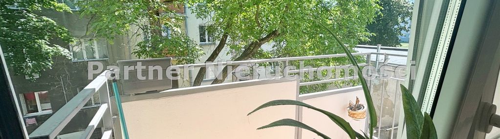 Studio po generalnym remoncie, niskie piętro, umk