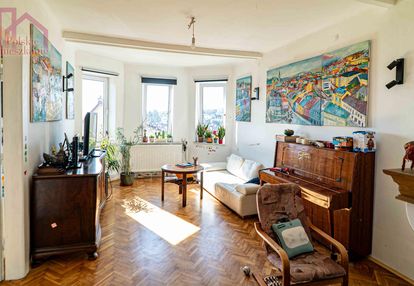 Sprzedam piętro domu 121 m + udział w działce, kazanów, przemyśl