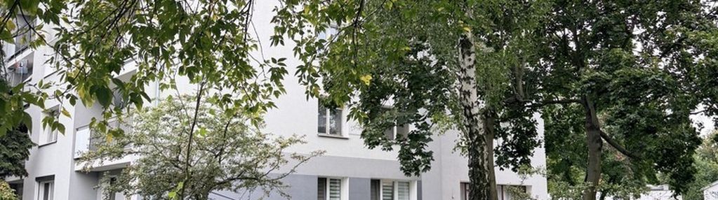 Wygodny układ, balkon i widok na zieleń