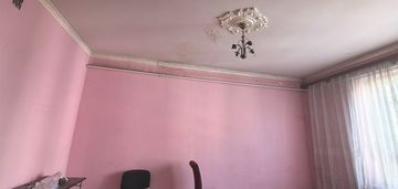 83m2, 3 pokoje, balkon, 2 piętro!