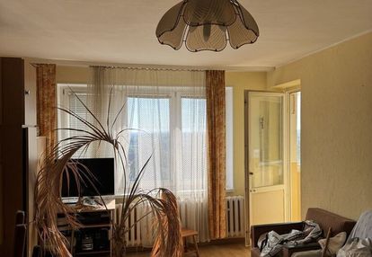 2 pokoje | balkon | 9. piętro | śródmieście