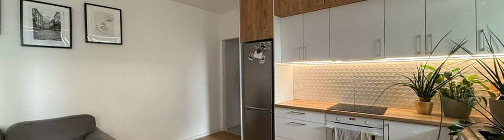 Wysoki standard/balkon/miejsce postojowe