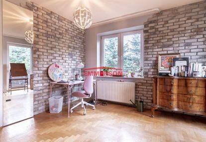 Wolnostojący dom w kameralnym otoczeniu kraków