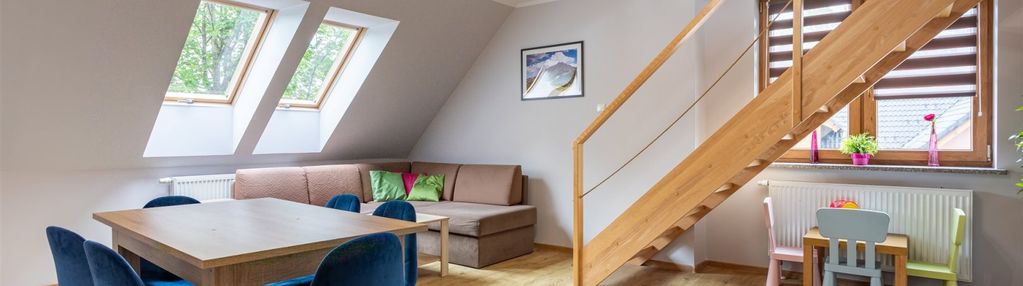 Przestronny apartament dwupoziomowy w karpaczu