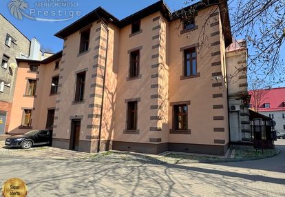 Kamienica przygotowana pod gabinety lekarskie