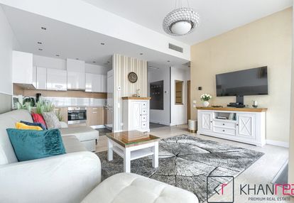 Apartament z widokiem na morze i piaszczystą plażę