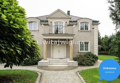 Willa z basenem na jagodnie.