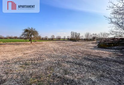 Działka w grucznie 2166m² wz, media w pobliżu