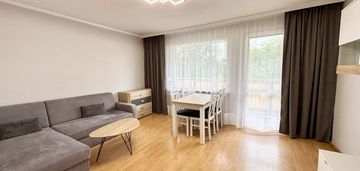 2 pokoje w bloku z balkonem drugie piętro piastów