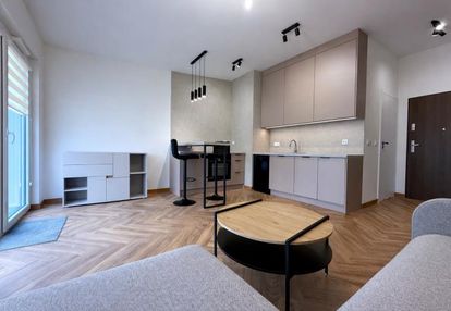 Nowa kawalerka z balkonem i msc postojowym!