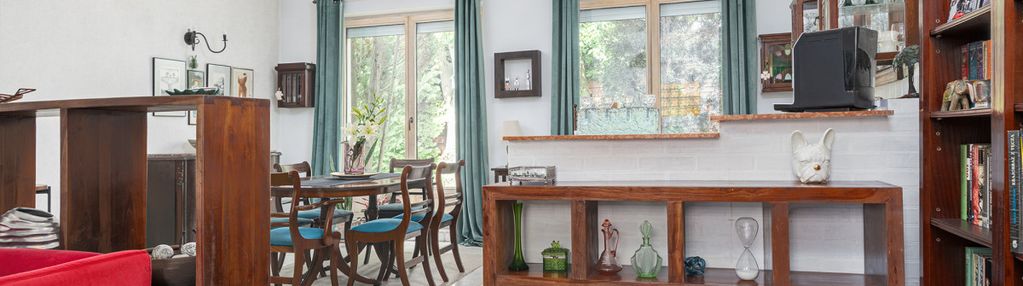 Oryginalnie wykończony dom z opcją pod działalność