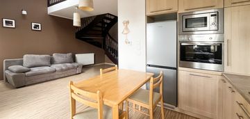 Stylowe, przestronne mieszkanie dwupoziomowe