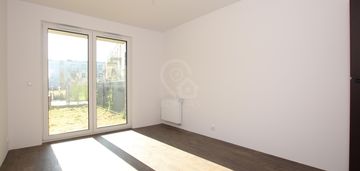 Dwustronne, słoneczne mieszkanie z 2 ogródkami