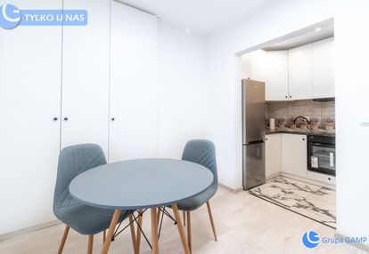 24 m² | jasne | studio | rondo hipokratesa