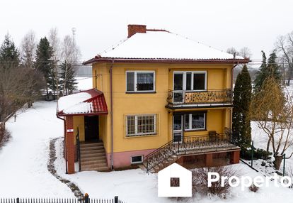 Dom z dwoma niezależnymi lokalami