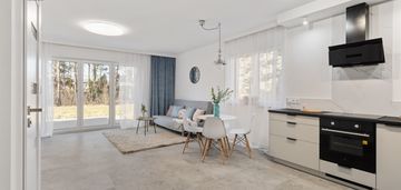 4 sypialnie , przestronny salon , 800 m do szkoły