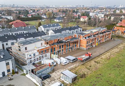 Piękne 4 pokojowe mieszkanie z tarasami na dachu