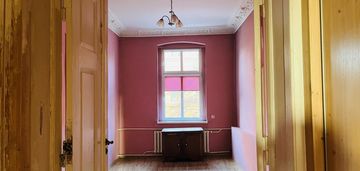 Klimatyczne mieszkanie w kamienicy, centrum