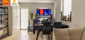 Wyjątkowy, dwukondygnacyjny dom jednorodzinny