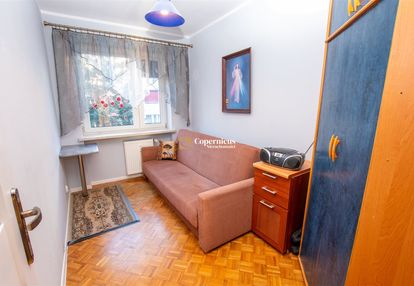 1-sze piętro, blok z 96 roku - blisko centrum