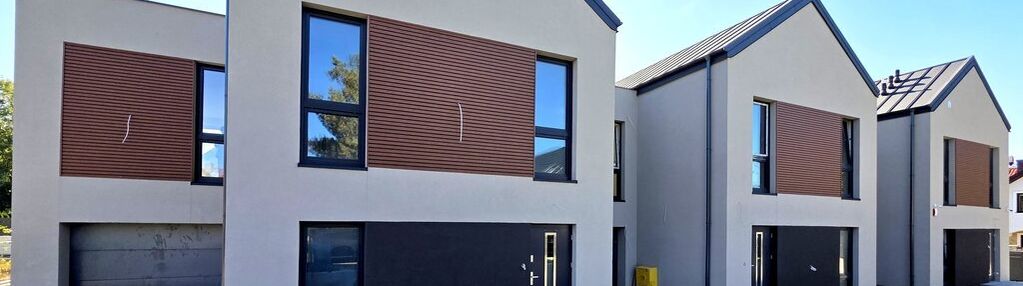 Segment narożny 140 m² w stanie deweloperskim | garaż w bryle