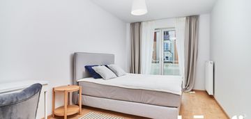 2 pokoje z garderobą i garażem, krzyki ul. burzowa
