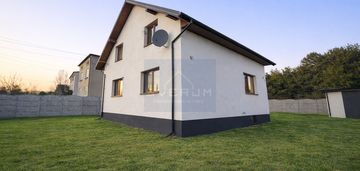 Nowoczesny dom na sprzedaż