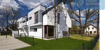 Prawie w lesie: duży ogródek_skrajna działka