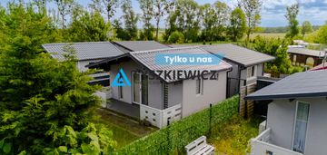 Domek rekreacyjny nad morzem w dębinie