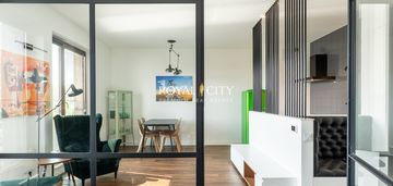 3 pokojowy apartament w porcie praskim.