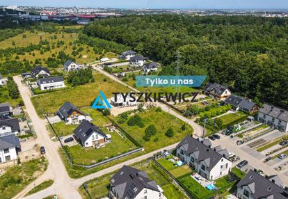 Działka mieszkaniowo -  usługowa w bąkowie