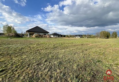 Olmonty działka 1000m2.