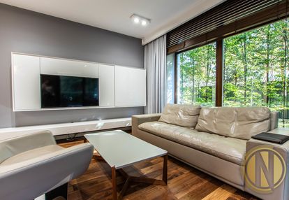 2 pokoje na parterze z garażem i ochroną, 60 m²