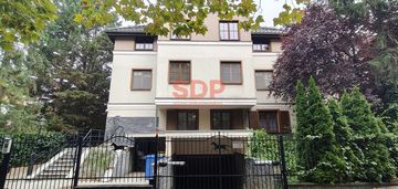 Duża kawalerka w apartamentowcu / cicha ulica/ wyścigowa/ krzyki