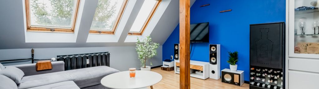 Dwupoziomowe na skrajnej do wejścia