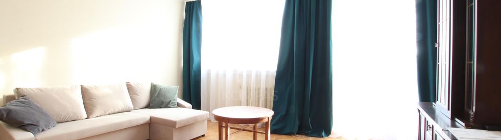 Jasne 2-pokojowe mieszkanie z kuchnią i parkingiem