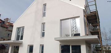 Apartamenty tuż przy skm i blisko morza!