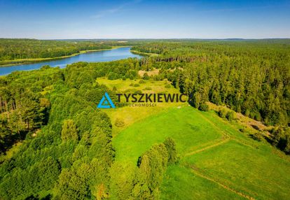 Działka z linią brzegową rzeki słupia