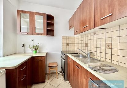Inwestycyjna kawalerka z balkonem blisko uczelni
