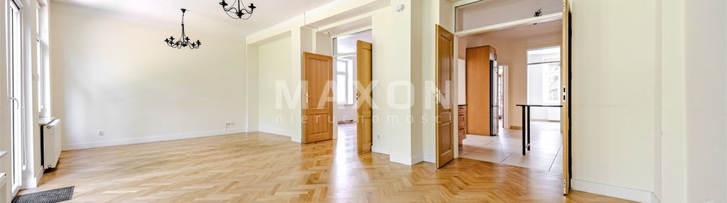Elegancki dom na starym żoliborzu blisko metra